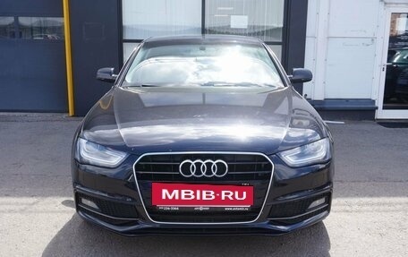 Audi A4, 2012 год, 1 100 000 рублей, 2 фотография