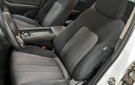 Mazda 6, 2019 год, 2 140 000 рублей, 14 фотография