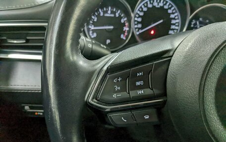 Mazda 6, 2019 год, 2 140 000 рублей, 26 фотография