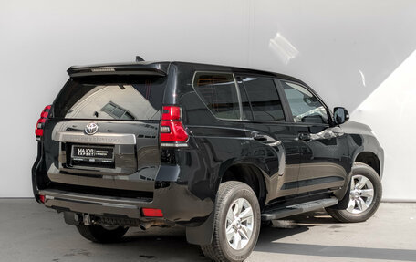 Toyota Land Cruiser Prado 150 рестайлинг 2, 2020 год, 5 415 000 рублей, 5 фотография