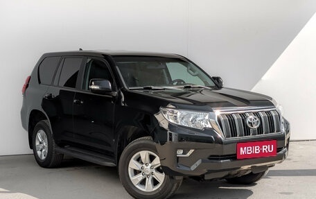 Toyota Land Cruiser Prado 150 рестайлинг 2, 2020 год, 5 415 000 рублей, 3 фотография