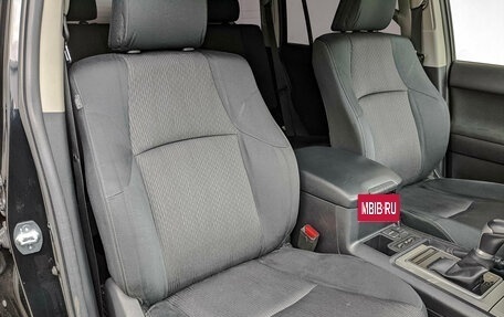 Toyota Land Cruiser Prado 150 рестайлинг 2, 2020 год, 5 415 000 рублей, 22 фотография