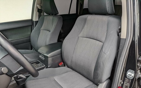 Toyota Land Cruiser Prado 150 рестайлинг 2, 2020 год, 5 415 000 рублей, 20 фотография