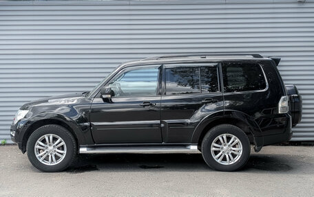 Mitsubishi Pajero IV, 2015 год, 2 380 000 рублей, 7 фотография