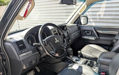 Mitsubishi Pajero IV, 2015 год, 2 380 000 рублей, 15 фотография