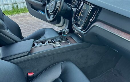Volvo S60 III, 2020 год, 2 850 000 рублей, 10 фотография