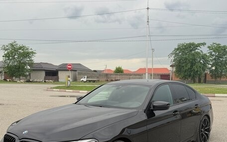 BMW 5 серия, 2021 год, 3 950 000 рублей, 2 фотография