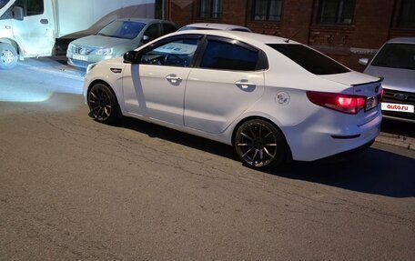 KIA Rio III рестайлинг, 2016 год, 730 000 рублей, 24 фотография