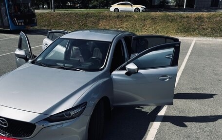 Mazda 6, 2019 год, 2 800 000 рублей, 8 фотография