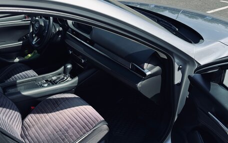 Mazda 6, 2019 год, 2 800 000 рублей, 18 фотография