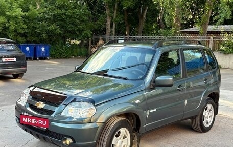 Chevrolet Niva I рестайлинг, 2012 год, 639 000 рублей, 4 фотография
