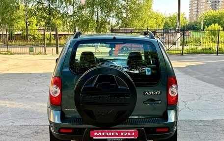 Chevrolet Niva I рестайлинг, 2012 год, 639 000 рублей, 8 фотография