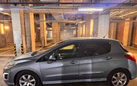 Peugeot 308 II, 2011 год, 660 000 рублей, 2 фотография