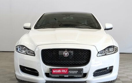 Jaguar XJ IV (X351), 2016 год, 3 650 000 рублей, 2 фотография