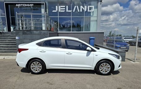 Hyundai Solaris II рестайлинг, 2017 год, 1 370 000 рублей, 4 фотография