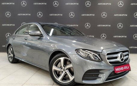 Mercedes-Benz E-Класс, 2020 год, 3 650 000 рублей, 3 фотография