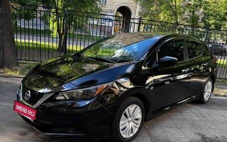Nissan Leaf II, 2023 год, 2 150 000 рублей, 2 фотография