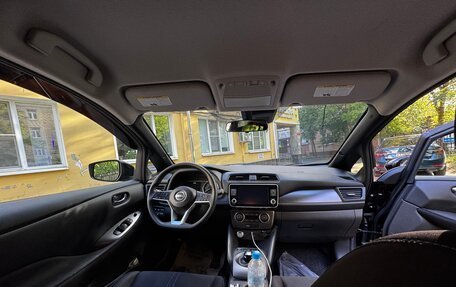 Nissan Leaf II, 2023 год, 2 150 000 рублей, 10 фотография