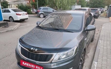 KIA Rio III рестайлинг, 2013 год, 830 000 рублей, 3 фотография