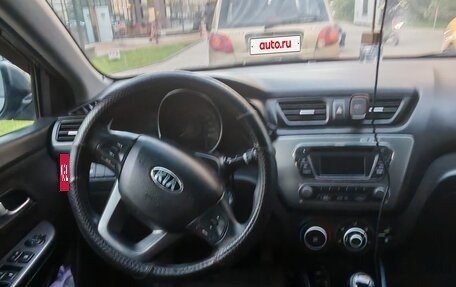 KIA Rio III рестайлинг, 2013 год, 830 000 рублей, 10 фотография