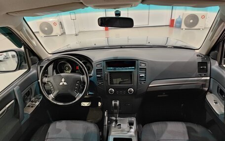 Mitsubishi Pajero IV, 2013 год, 2 170 000 рублей, 8 фотография