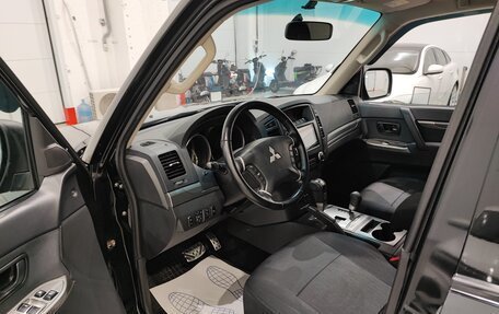 Mitsubishi Pajero IV, 2013 год, 2 170 000 рублей, 7 фотография