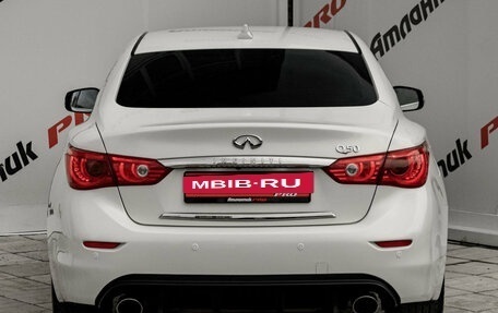 Infiniti Q50 I рестайлинг, 2014 год, 1 820 000 рублей, 17 фотография