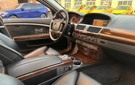 BMW 7 серия, 2005 год, 570 000 рублей, 14 фотография