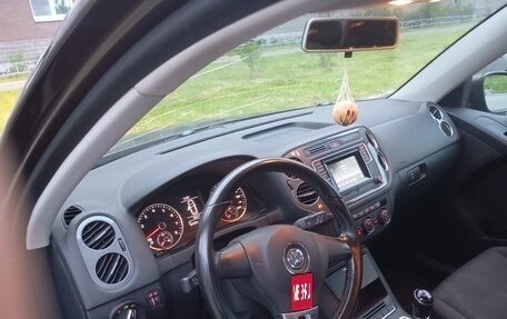 Volkswagen Tiguan I, 2015 год, 1 050 000 рублей, 3 фотография