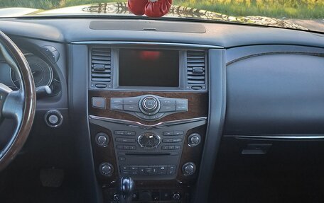 Infiniti QX56, 2012 год, 2 500 000 рублей, 15 фотография