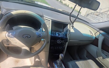 Infiniti QX70, 2014 год, 2 000 000 рублей, 16 фотография
