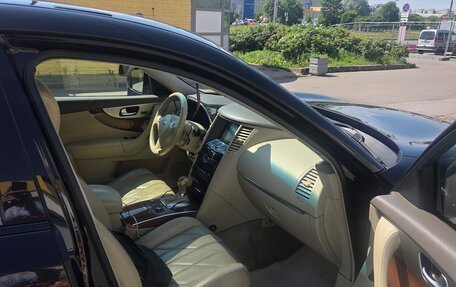 Infiniti QX70, 2014 год, 2 000 000 рублей, 11 фотография