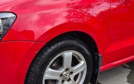 Volkswagen Polo VI (EU Market), 2011 год, 700 000 рублей, 5 фотография
