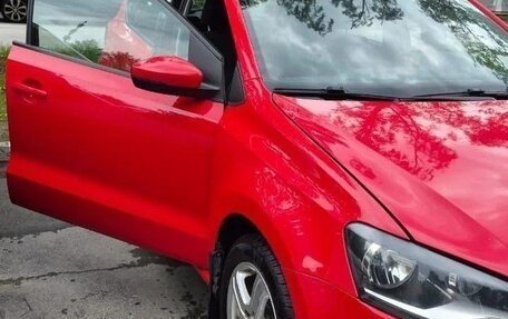 Volkswagen Polo VI (EU Market), 2011 год, 700 000 рублей, 7 фотография