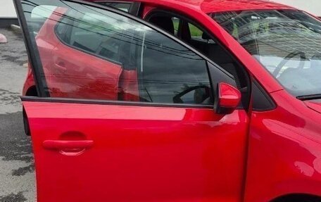 Volkswagen Polo VI (EU Market), 2011 год, 700 000 рублей, 11 фотография