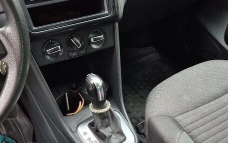 Volkswagen Polo VI (EU Market), 2011 год, 700 000 рублей, 13 фотография