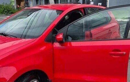 Volkswagen Polo VI (EU Market), 2011 год, 700 000 рублей, 14 фотография