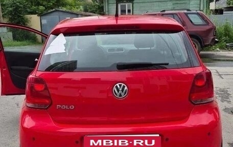 Volkswagen Polo VI (EU Market), 2011 год, 700 000 рублей, 3 фотография