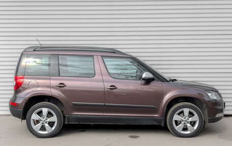 Skoda Yeti I рестайлинг, 2015 год, 1 270 000 рублей, 3 фотография