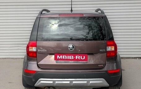 Skoda Yeti I рестайлинг, 2015 год, 1 270 000 рублей, 6 фотография