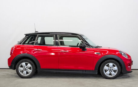 MINI Hatch, 2019 год, 1 850 000 рублей, 4 фотография