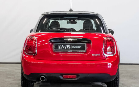 MINI Hatch, 2019 год, 1 850 000 рублей, 6 фотография