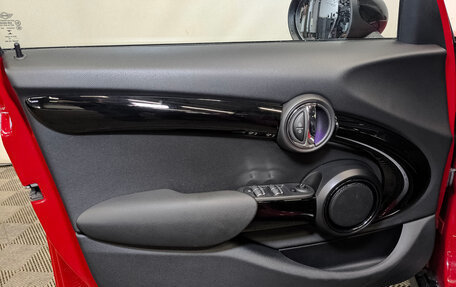 MINI Hatch, 2019 год, 1 850 000 рублей, 18 фотография
