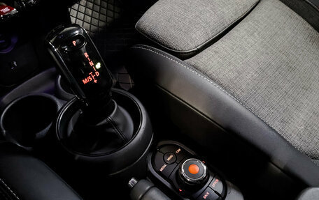 MINI Hatch, 2019 год, 1 850 000 рублей, 27 фотография
