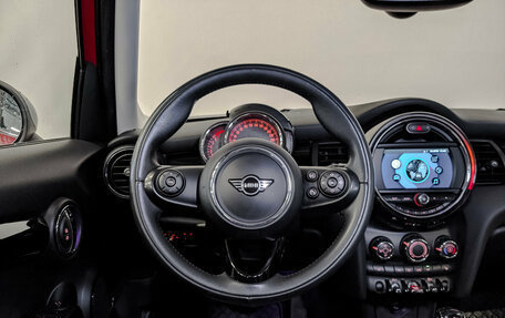 MINI Hatch, 2019 год, 1 850 000 рублей, 21 фотография