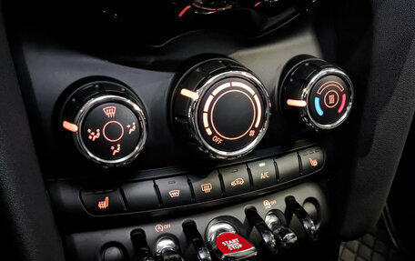 MINI Hatch, 2019 год, 1 850 000 рублей, 28 фотография