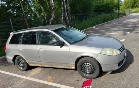 Nissan Wingroad III, 2002 год, 120 000 рублей, 4 фотография