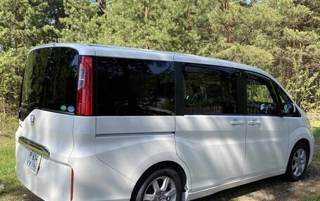 Honda Stepwgn IV, 2017 год, 1 950 000 рублей, 13 фотография