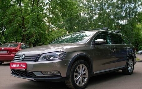 Volkswagen Passat B7, 2013 год, 1 700 000 рублей, 2 фотография