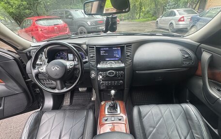 Infiniti FX II, 2013 год, 2 300 000 рублей, 6 фотография